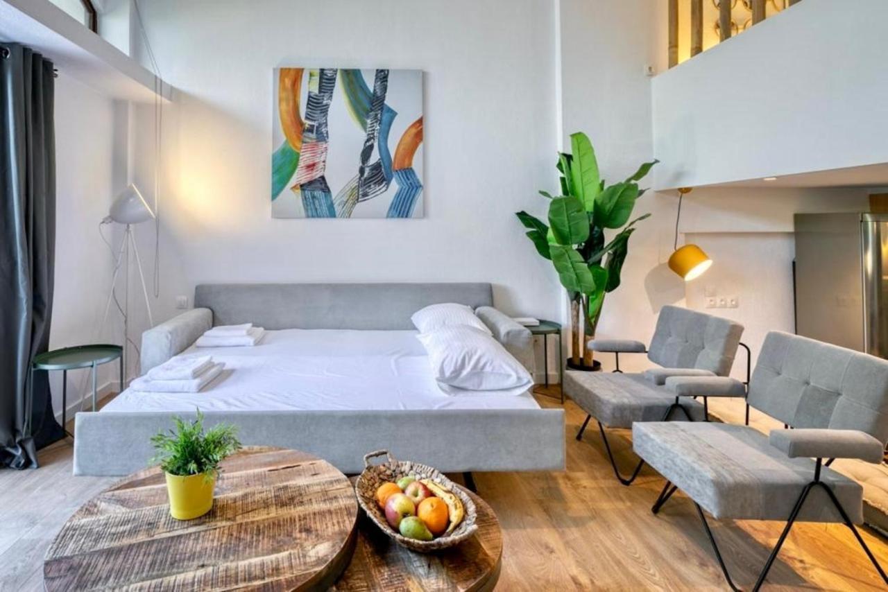 Apartment The Four Seasons Vouliagmeni Escape *